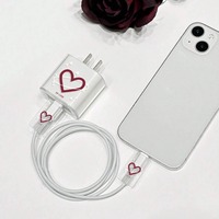 Coque de chargeur en Silicone souple coeur d'amour pour iPhone 18W 20W couvercle de câble de protection de tête de chargeur