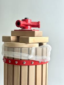 เครื่องคั้นน้ำส้มแบบพกพา30L ด้วยมือสำหรับบ้านโรงแรมร้านอาหารฟาร์มผลไม้แกนเกลียวโรงงานแปรรูปไวน์ผักผลไม้ - Product Image 3