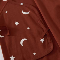 Traje de Algodón de Diseño Moderno para Bebés, Tipo Romper con Mangas Largas y Cordones, Estilo Triangular