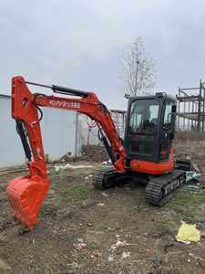 Excavatrice Kubota U35 d'occasion de haute qualité certifiée CE EMC |   Mini-pelleuse d'occasion de 3,5 tonnes avec moteur Eaton et boîte de vitesses - Product Image 5