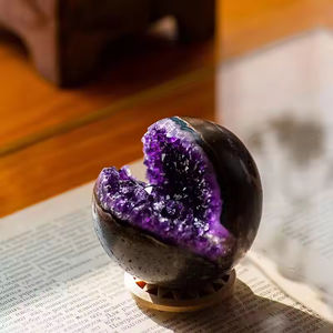 1 pièce de haute qualité, sphère de cristal de quartz en améthyste géode naturelle, pierre brute polie, décoration Reiki pour la guérison, l'ange et la Saint-Valentin - Product Image 2