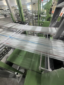 Eierförderband/EIERFÖRDERBÄNDER (1 oder 2 ROTE LINIEN) 9CM 10CM 15CM/ /Eierförderband - Product Image 2