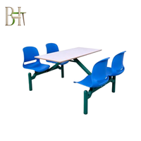 Ensemble table et chaises de salle à manger d'extérieur en plastique connectées 4 places, directement de l'usine, pour écoles et hôtels, avec service OEM