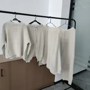 Vêtements personnalisés assortis pour maman et moi, vêtements unisexes tricotés en 100% coton moucheté et uni pour l'automne et l'hiver