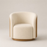 Fauteuil d'appoint en tissu crème avec panneau latéral en bois cannelé et base ronde, rembourré, pour salon, chambre ou hôtel