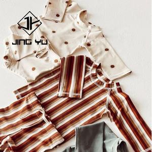 Maillot de bain bébé tendance, protection UV, néoprène, manches longues, imprimé, short, maillot de bain pour enfants, ensemble deux pièces - Product Image 2