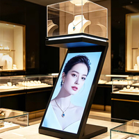Vitrine numérique LED inclinée en forme de Z sur pied avec plateau transparent pour bijouterie
