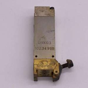 1023499B UM3 ใหม่แกะกล่อง พร้อมส่งจากคลังสินค้า ตัวควบคุมการเขียนโปรแกรม PLC สำหรับระบบอัตโนมัติในอุตสาหกรรม - Product Image 1