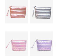 Sac de toilette de voyage matelassé personnalisé WAALUU, sac cosmétique en nylon matelassé, pochette cosmétique rembourrée en tissu, sac de toilette de voyage