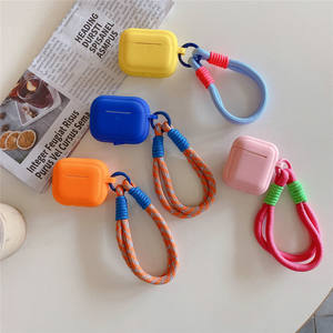 Estuche de Silicona para Auriculares con Anillo Metálico Colorido y Pulseras Coloridas para <span class=keywords><strong>Airpods</strong></span> 1 2 <span class=keywords><strong>3</strong></span> 4 Pro - Product Image 1