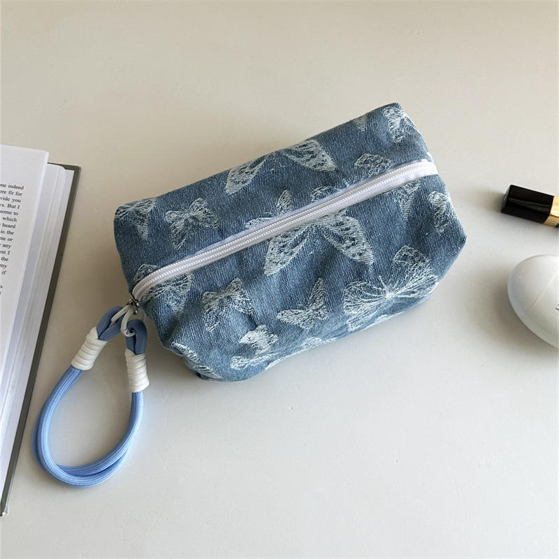 ผ้ายีนส์ B