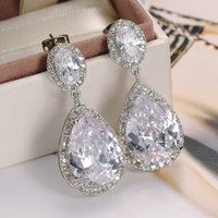 Huitan romantique cristal pur grande goutte d'eau brillant CZ boucle d'oreille brillant poire femmes belle argent plaqué pendentif boucles d'oreilles
