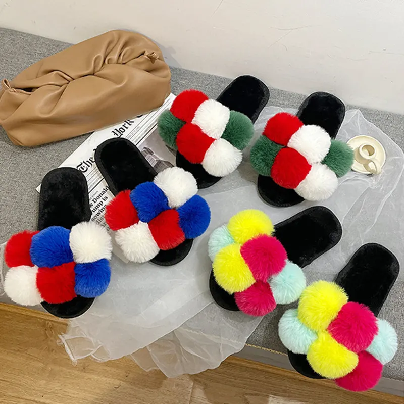 New Fashion Trend Flats Comfortable Colorful Hairballs Upper Shoes Casual Home Indoor Women Slippers Household Items