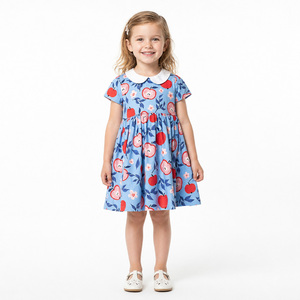 Robe pour filles à col Peter Pan imprimé pomme, en coton doux et respirant, idéale pour l'été et le quotidien, personnalisable avec logo. - Product Image 4