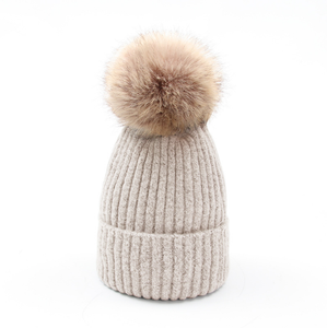 Chapeau tricoté à la mode chaud couleur unie chapeau d'hiver à la mode pour les femmes Simple chapeau de <span class=keywords><strong>bonnet</strong></span> polyvalent avec <span class=keywords><strong>pompon</strong></span> - Product Image 5