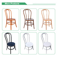 Chaises thonites empilables en bois, noir, 30 pièces, idéal pour les mariages