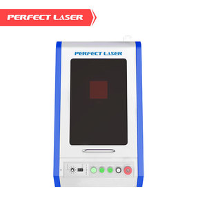 Nouvelle machine de gravure laser à fibre fermée haute vitesse pour marquage 3D sur surfaces courbes, modèle de table 20-50W portable pour métal - Product Image 2