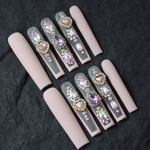 Uñas acrílicas artesanales de alta gama al por mayor, uñas postizas cuadradas de cobertura completa, acabado rosa mate, diseño con diamantes de imitación, personalizables - Product Image 3