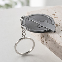 Porte-clés personnalisés en gros, en alliage de zinc plaqué argent, design de poignée d'épée, simple face, cadeau