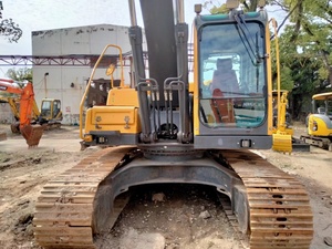 รถขุดตีนตะขาบ Volvo EC210 ของแท้จากเกาหลี น้ำหนัก 21 ตัน อายุการใช้งานยาวนาน รถขุดไฮดรอลิกมือสองที่เชื่อถือได้สำหรับงานโครงสร้างพื้นฐาน - Product Image 4