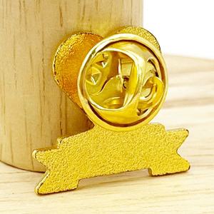 Gros Logo personnalisé métal émail doux or coeur <span class=keywords><strong>Passion</strong></span> épinglette en vrac émail broche manteau poitrine broche chapeau insigne - Product Image 3