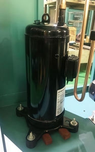 Système de refroidissement industriel en acier inoxydable 5HP 10HP 15HP pour machine de moulage par injection et extrusion à chauffage par induction - Product Image 3