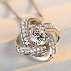 Collana di alta qualità in argento per gioielli da donna collana di zirconi a quattro foglie - Product Image 5