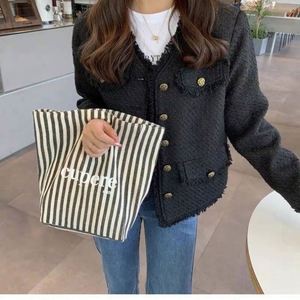 <b>Canvas</b> Lunch Bag - Product Image 1