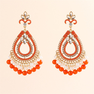 工場卸売エスニックスタイルヴィンテージアンティークゴールド合金彫刻ビーズタッセルインドジュムカイヤリングジュエリー - Product Image 3