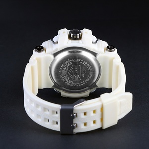 Montre-bracelet pour homme EXPCNI avec logo personnalisé, montre de sport de luxe en résine étanche avec miroir, résistante à l'eau, marque OEM - Product Image 4