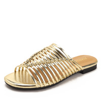 Sandales plates tendance de style européen et américain pour femmes, chaussures de plage décontractées à bout ouvert et à brides croisées pour l'été en extérieur