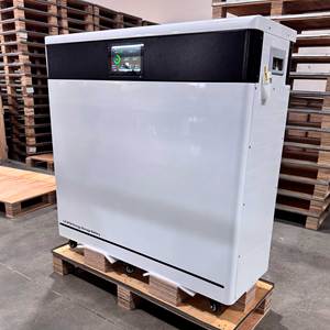 แบตเตอรี่เก็บพลังงานแสงอาทิตย์สำหรับบ้านแบบไฮบริด 51.2V 800Ah 40kWh แบบต่อพ่วงได้ ใช้เซลล์ BYD พร้อมระบบจัดการแบตเตอรี่ (BMS) แบบแอคทีฟบาลานซิ่ง 8000 รอบการใช้งาน - Product Image 2