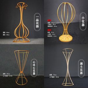 New <b>Wedding</b> <b>Props</b> Iron Art Floral Ware Creative Ornaments Decorations Geometric Tables Road Guidance Metal Flower Holder Stand - Product Image 3
