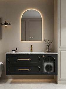 Meuble de salle de bain mural personnalisé avec vasque intégrée en pierre de Keramin importée de style crémeux, miroir encadré et lavabo courbé à chaud - Product Image 1