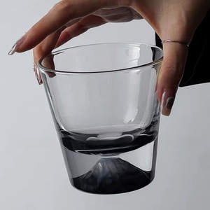 Tazza di vetro di montagna <span class=keywords><strong>Fuji</strong></span> nero profondo Lelyi nel Design creativo di nicchia tazza di caffè di montagna della neve - Product Image 2