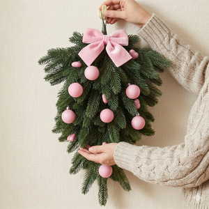 Décoration de Noël Arbre inversé 60CM en PE Style moderne et simple Ornement suspendu Ambiance décorative Vente directe - Product Image 5