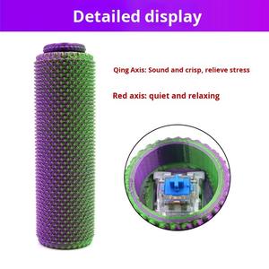 Interrupteur de clavier mécanique Clickstick Spiked Small Grip en plastique Adhdstimbutto, gadget anti-stress - Product Image 3