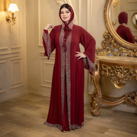 Abaya ouverte TKS avec ensemble deux pièces pour femme, robe longue musulmane de luxe ornée de strass, vente en gros 2026