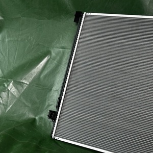 16550-F0060 Nuevo radiador auxiliar para 2,4 T 2019- - Product Image 4