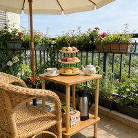 Table d'appoint compacte avec étagère de rangement et pieds en bois massif pour petits espaces, chambre à coucher, salon