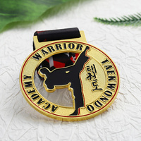 Médaille de sport personnalisée en métal, alliage émaillé, design creux, pour arts martiaux Taekwondo, cadeau pour jeunes et adultes