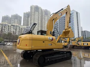 Vente Flash : Excavatrice sur Chenilles Puissante de 23 Tonnes 323GX – Machine de Construction Robuste et Fiable pour Travaux de Terrassement - Product Image 3