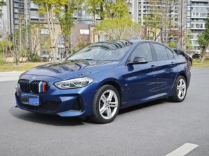 <span class=keywords><strong>BMW</strong></span> Serie 1 <span class=keywords><strong>2021</strong></span> <span class=keywords><strong>120i</strong></span> M Sport Shadow Edition Sedán de 5 Plazas Transmisión Automática Euro VI Volante a la Izquierda Turbo - Product Image 1