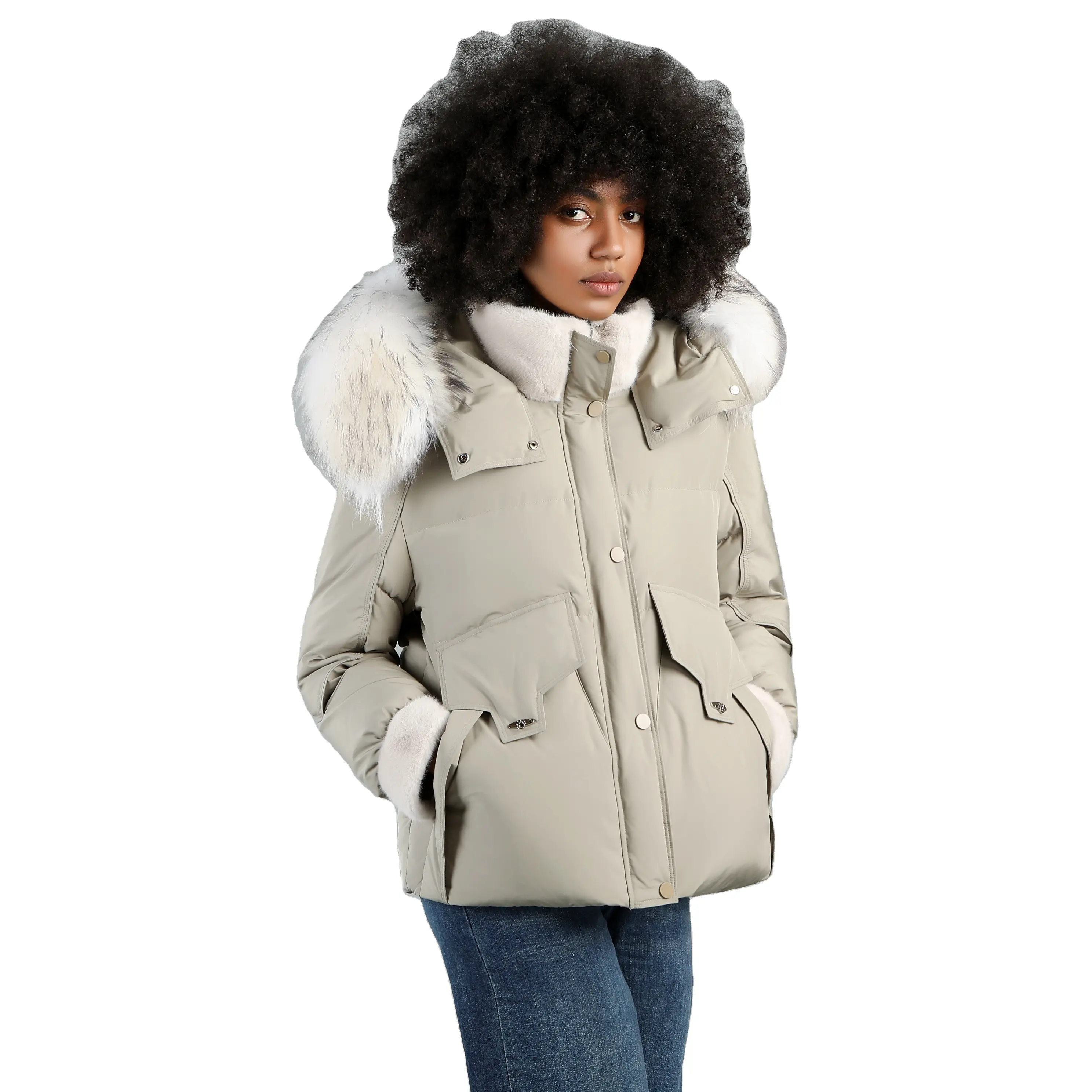 2023 High Quality Winter Fashion Warm 90% Duck Down Short Jacket Puffer Jacket for Women Winter Down Coat with Fur Hoodie