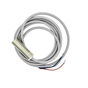 誘導近接センサーFi8-G18-OP6L PNP誘導型金属センサー増加センシング距離真新しい - Product Image 1