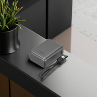 Chargeur mobile mini lithium avec câble intégré, O E M, portable, écran LCD, charge rapide électronique, PD 40W, vente en gros, batterie externe 10000mAh