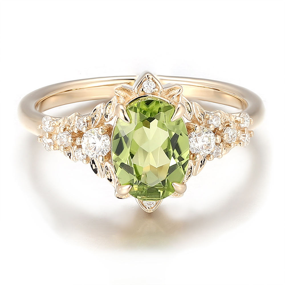 Bague en or jaune 10 carats avec pierre précieuse de laboratoire