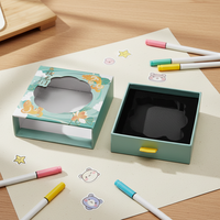 Boîtes en papier personnalisées de style tiroir avec fenêtre fleurie pour emballage de badges en émail et petits bijoux