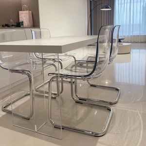 Chaise de salle à manger Tors, style nordique, très tendance, avec dossier transparent en acrylique, design cristallin, mobilier de maison vintage simple pour salle à manger - Product Image 1