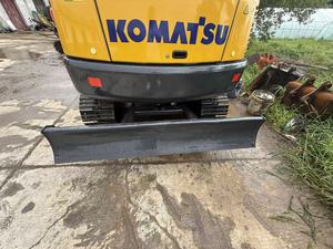 Mini-excavatrice hydraulique Komatsu PC56 d'occasion, machine de terrassement stable pour travaux de terrassement de jardin. - Product Image 4